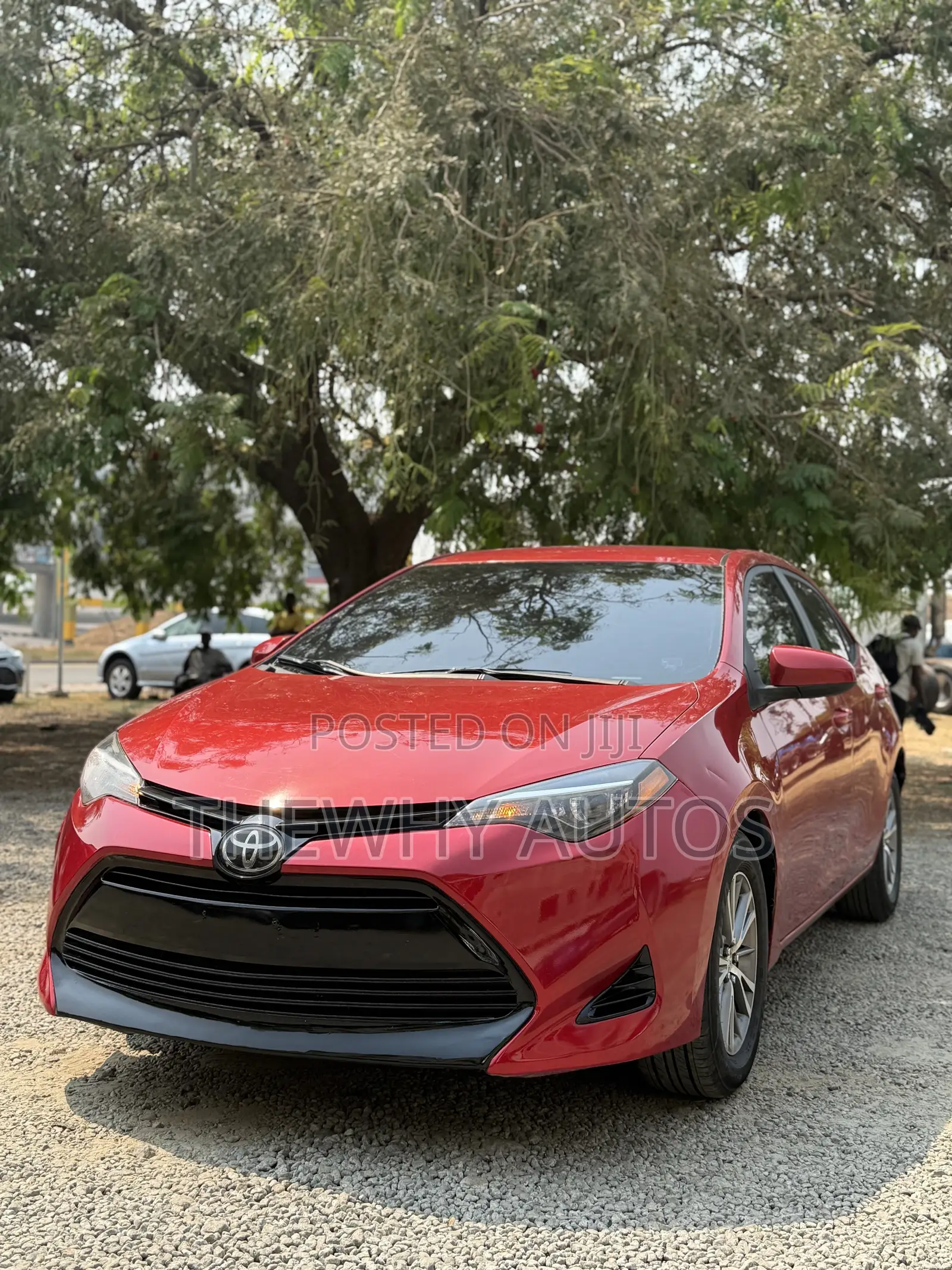 Toyota Corolla LE ECO 4dr Sedan (1.8L 4cyl CVT) 2017 Red