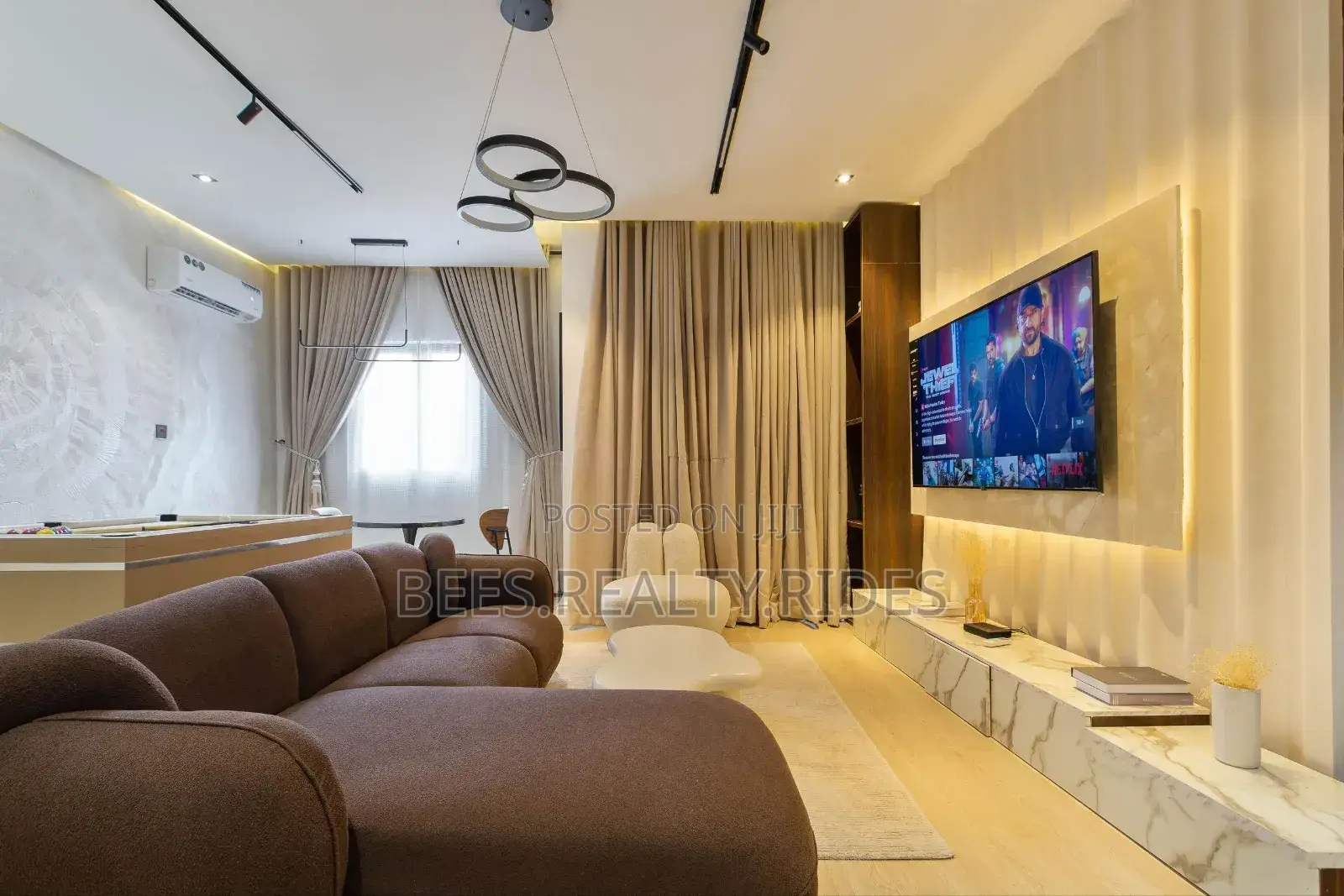New 2 Bedroom Apartment With a Snooker Board, Pool and a Balcony Space