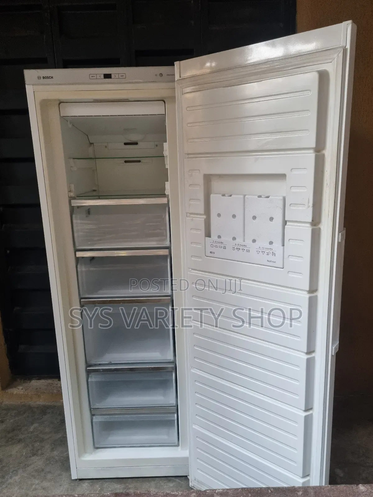 Bosch Upright Freezer 246l ( No Frost)