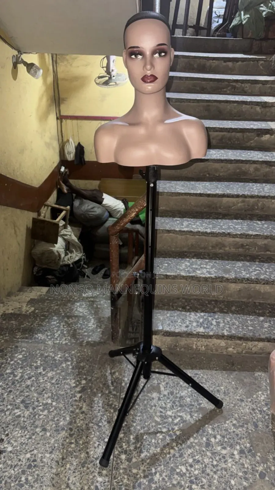 Mannequin Head With Big Tripod Stand