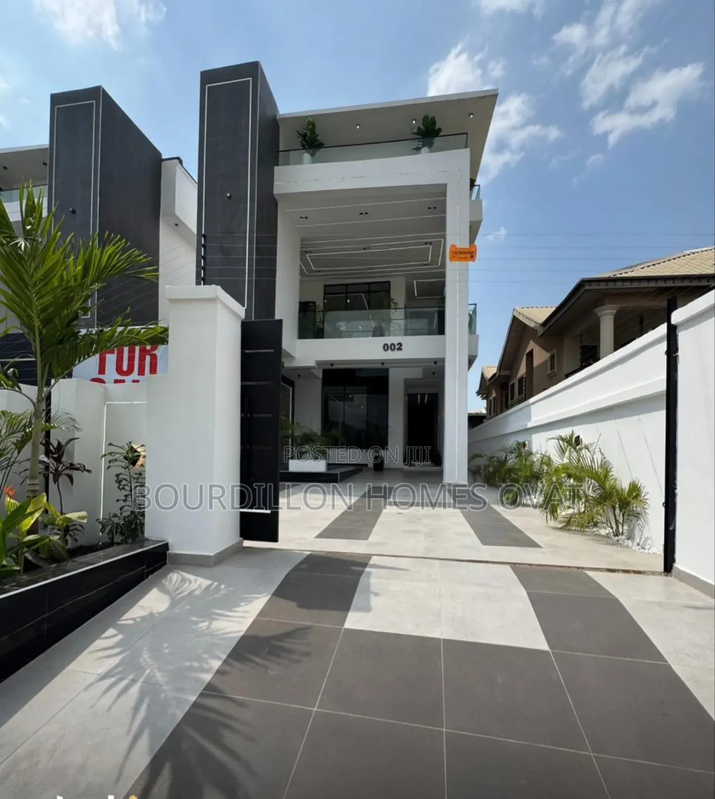 5bdrm House in Ikota Villa Estate for sale