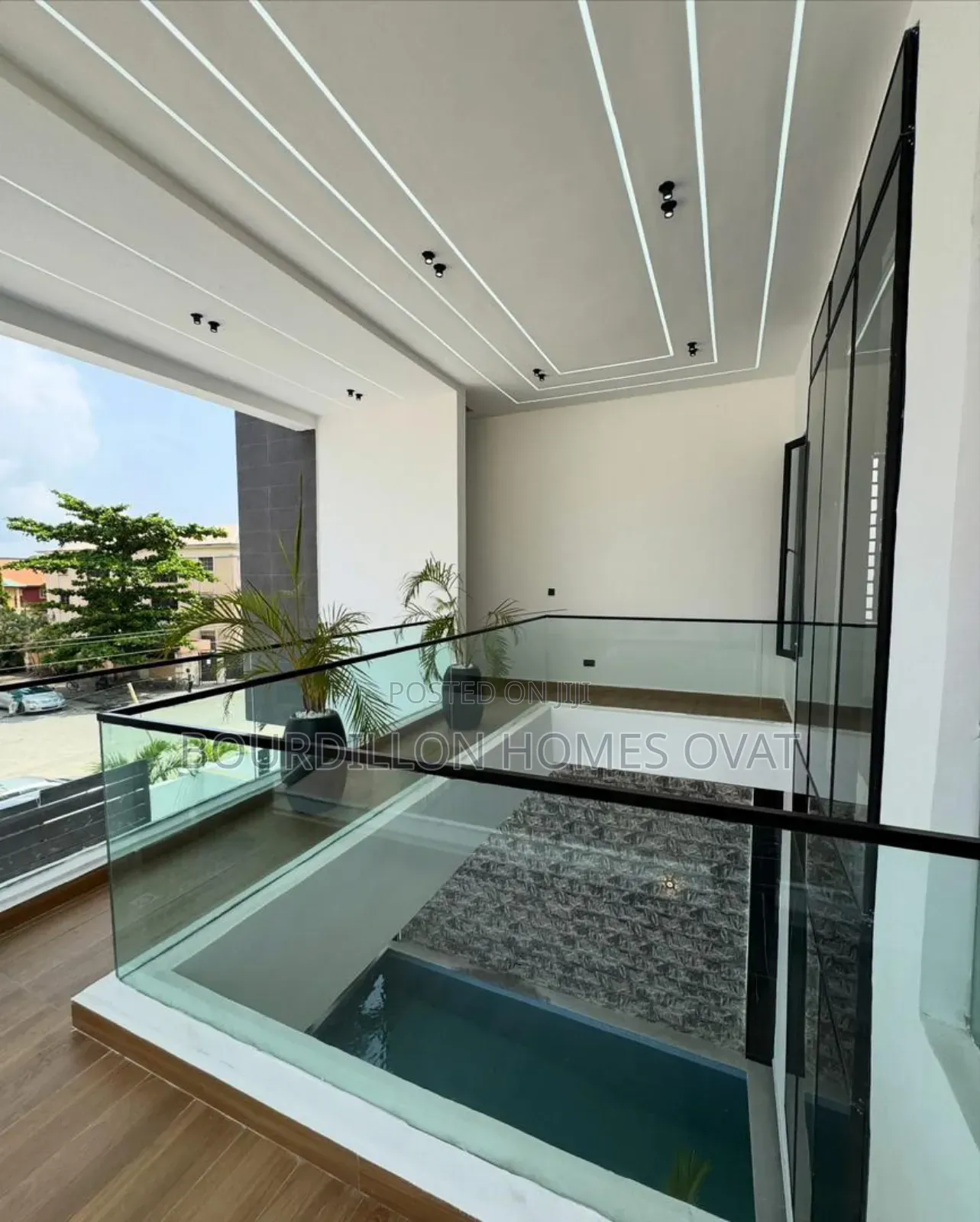 5bdrm House in Ikota Villa Estate for sale