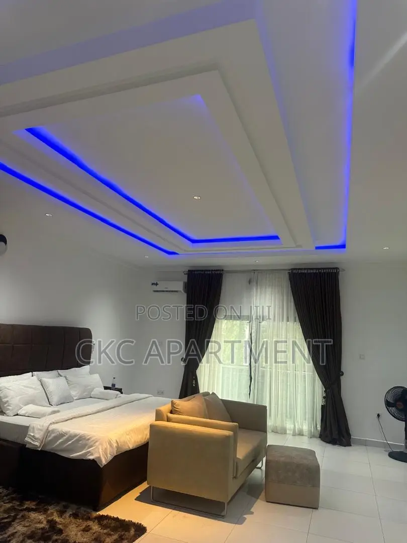 Service Apartment