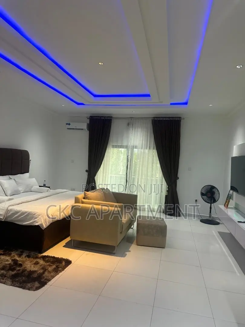 Service Apartment