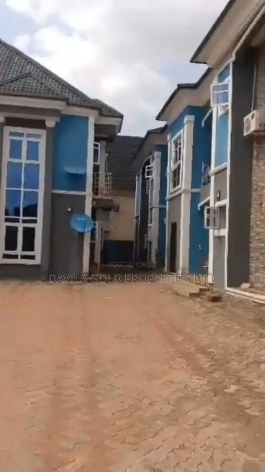 17bdrm Block of Flats in Benin City for sale