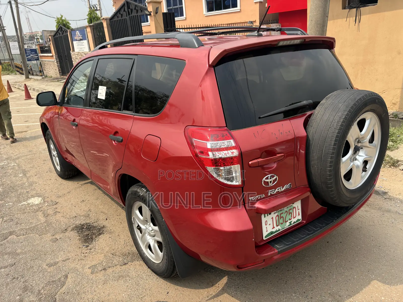 Toyota RAV4 2.5 2010 Red
