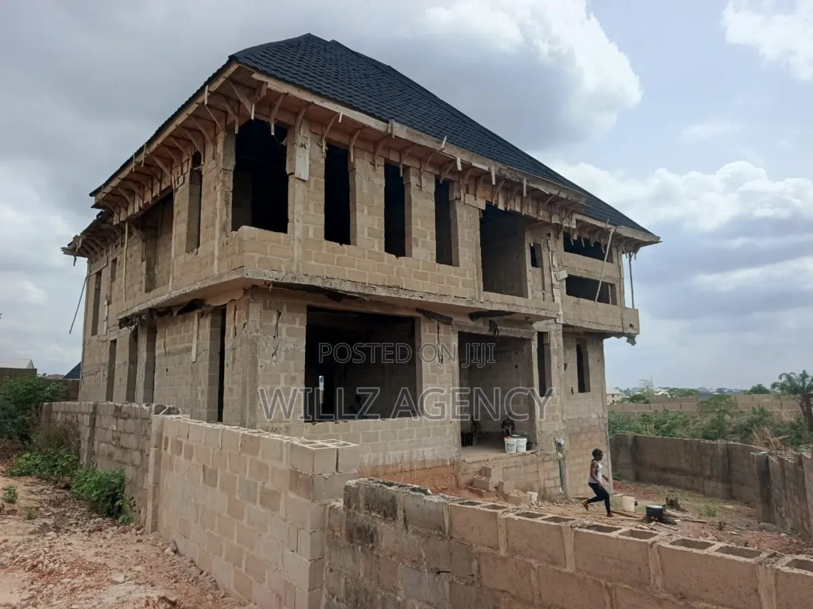 4bdrm Duplex in Enugu for sale