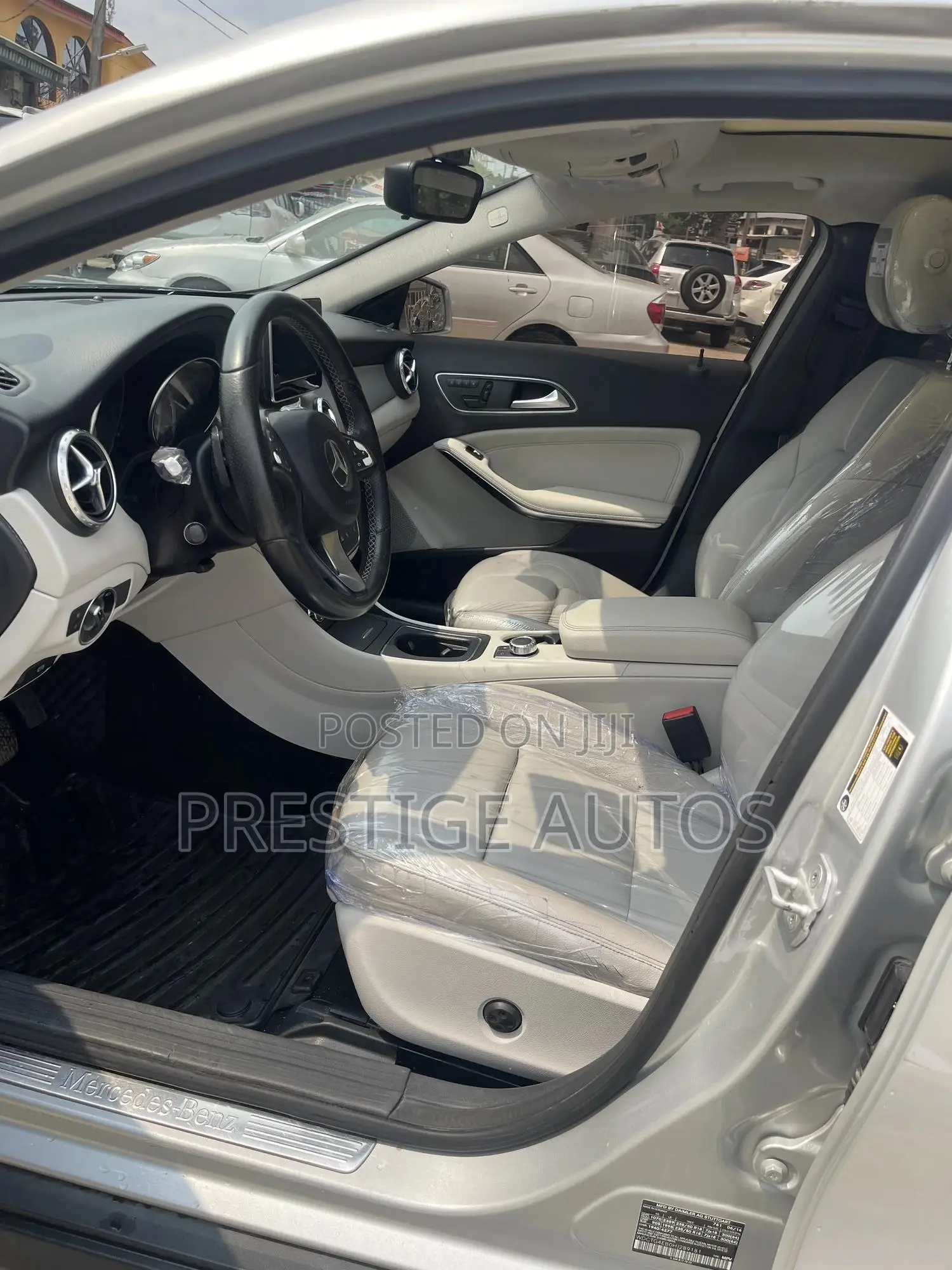 Mercedes-Benz GLA 250 2017 Silver
