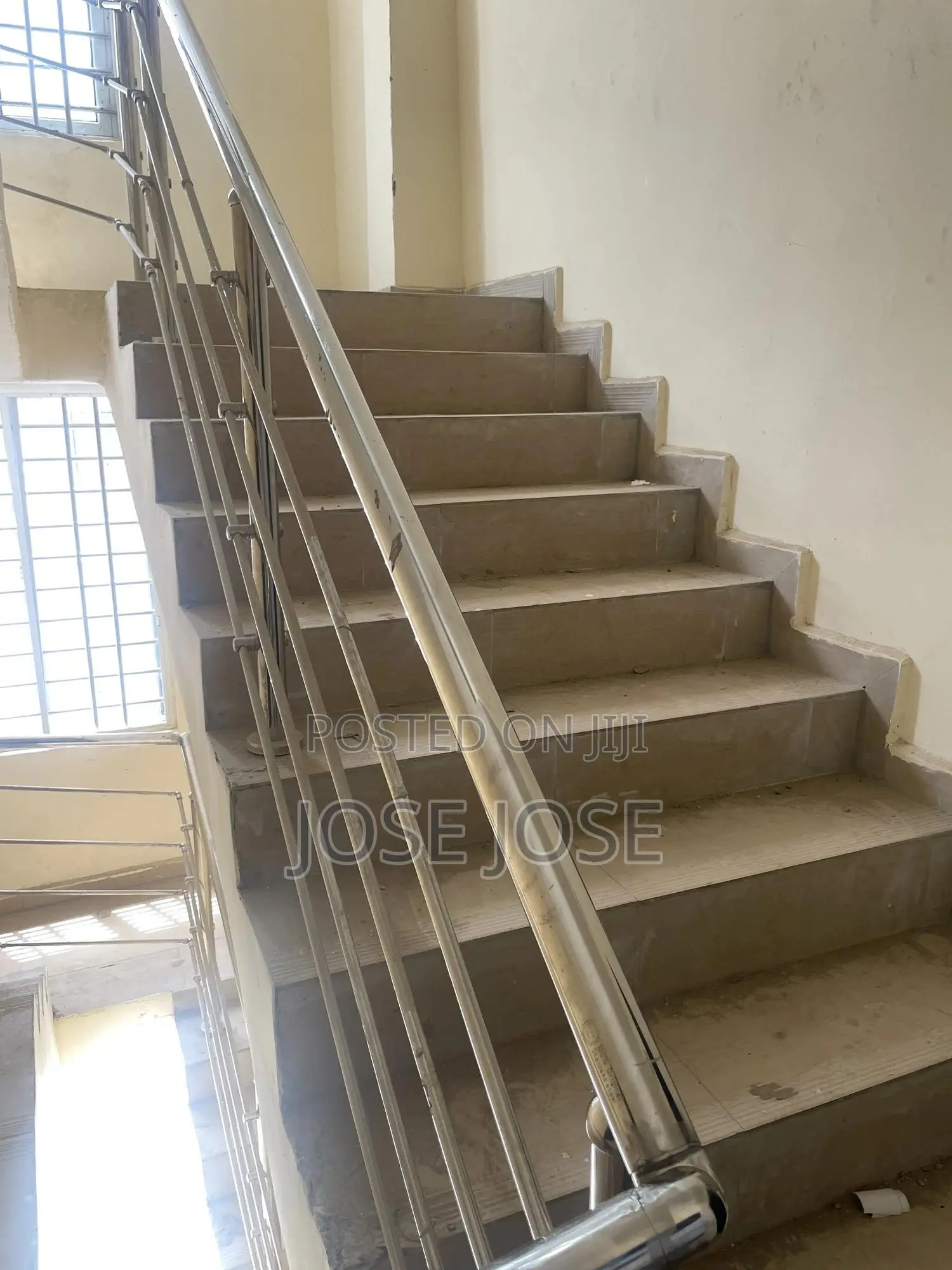 Furnished 3bdrm Block of Flats in Ask Agent, Idu Industrial for rent