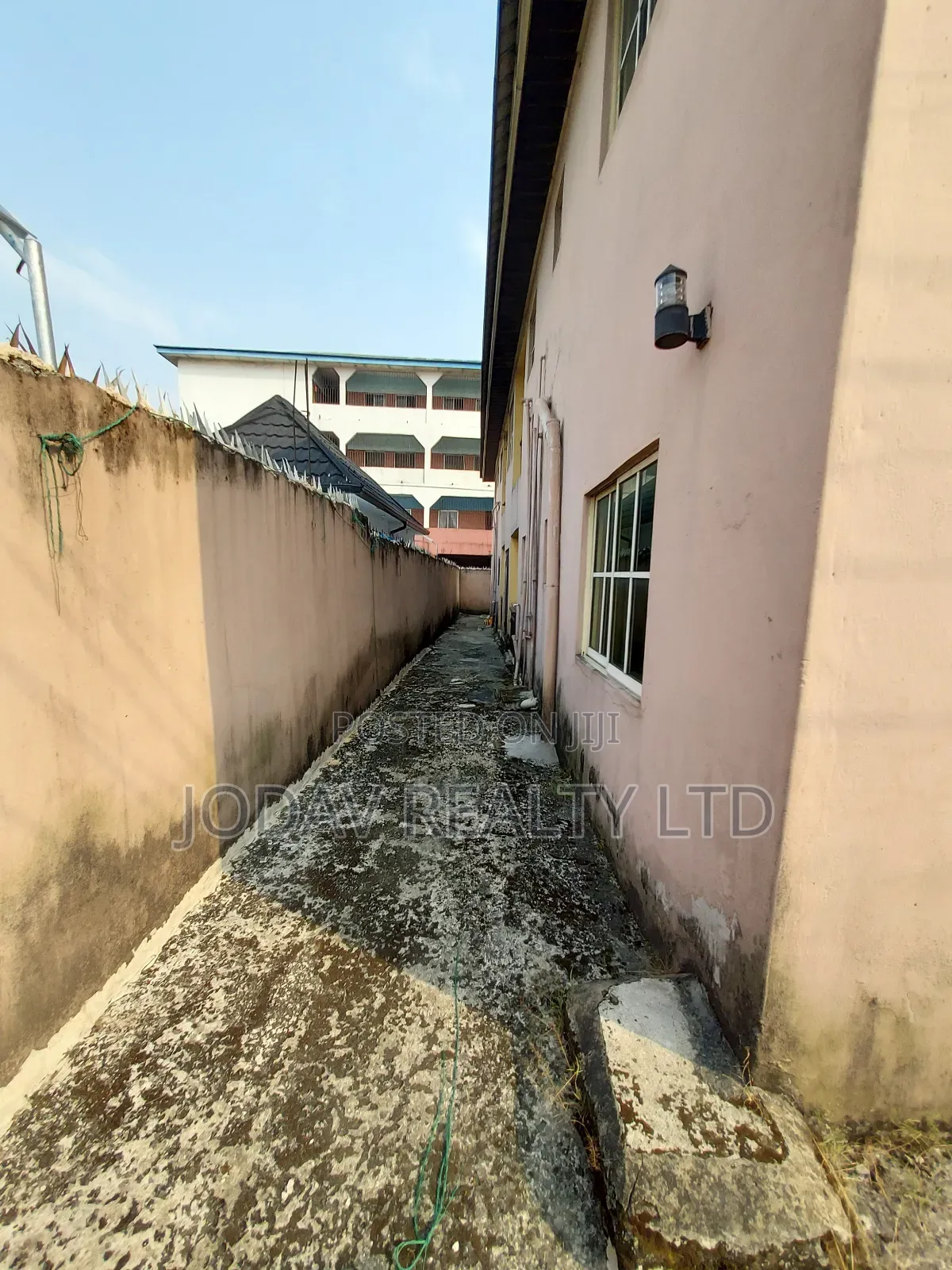 2bdrm Block of Flats in Akpajo, Port-Harcourt for sale