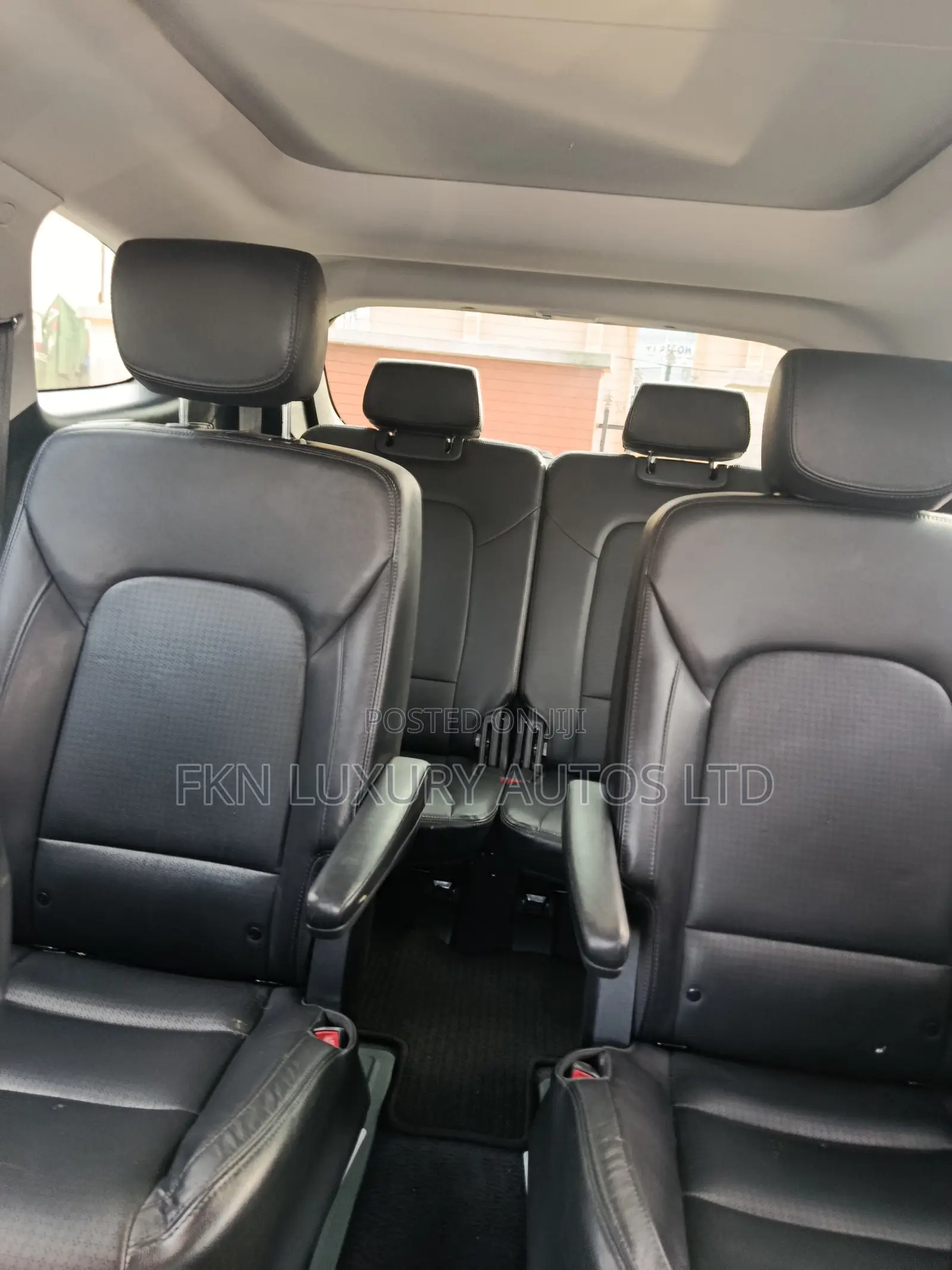 Hyundai Santa Fe 2013 Black