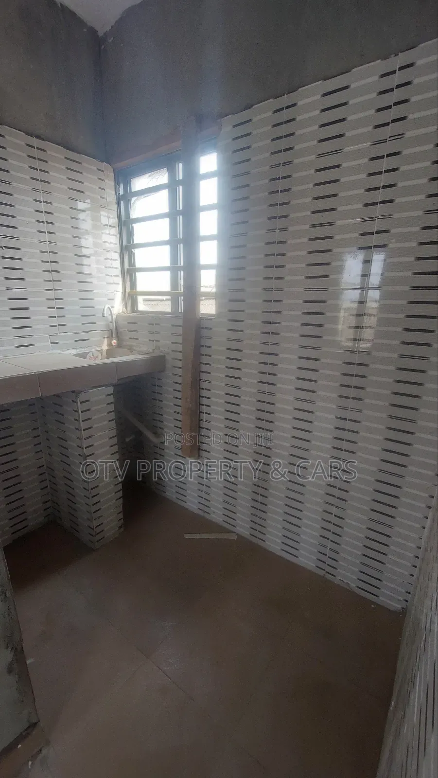 To Lease a Room Self for 20 Years