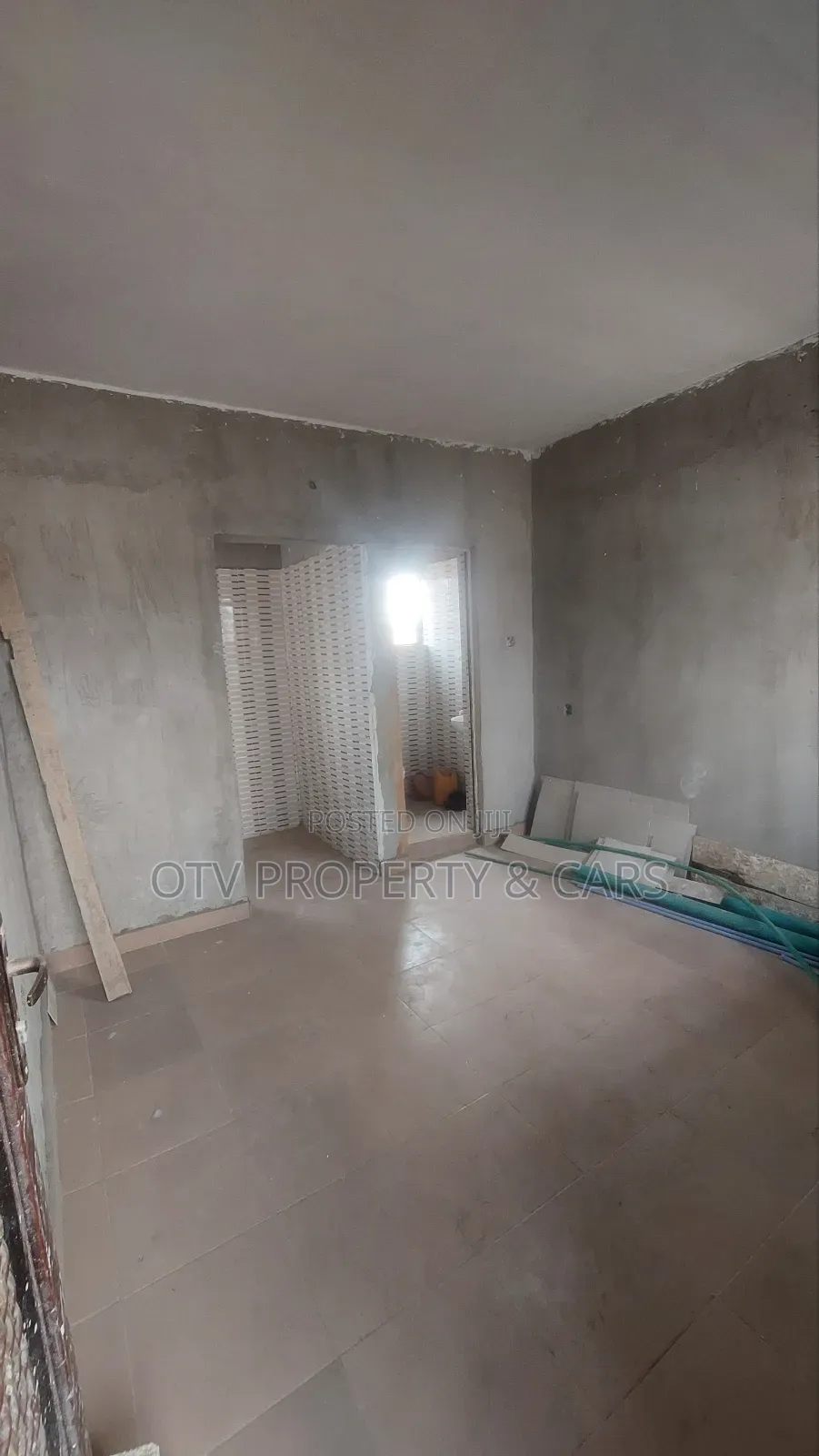 To Lease a Room Self for 20 Years