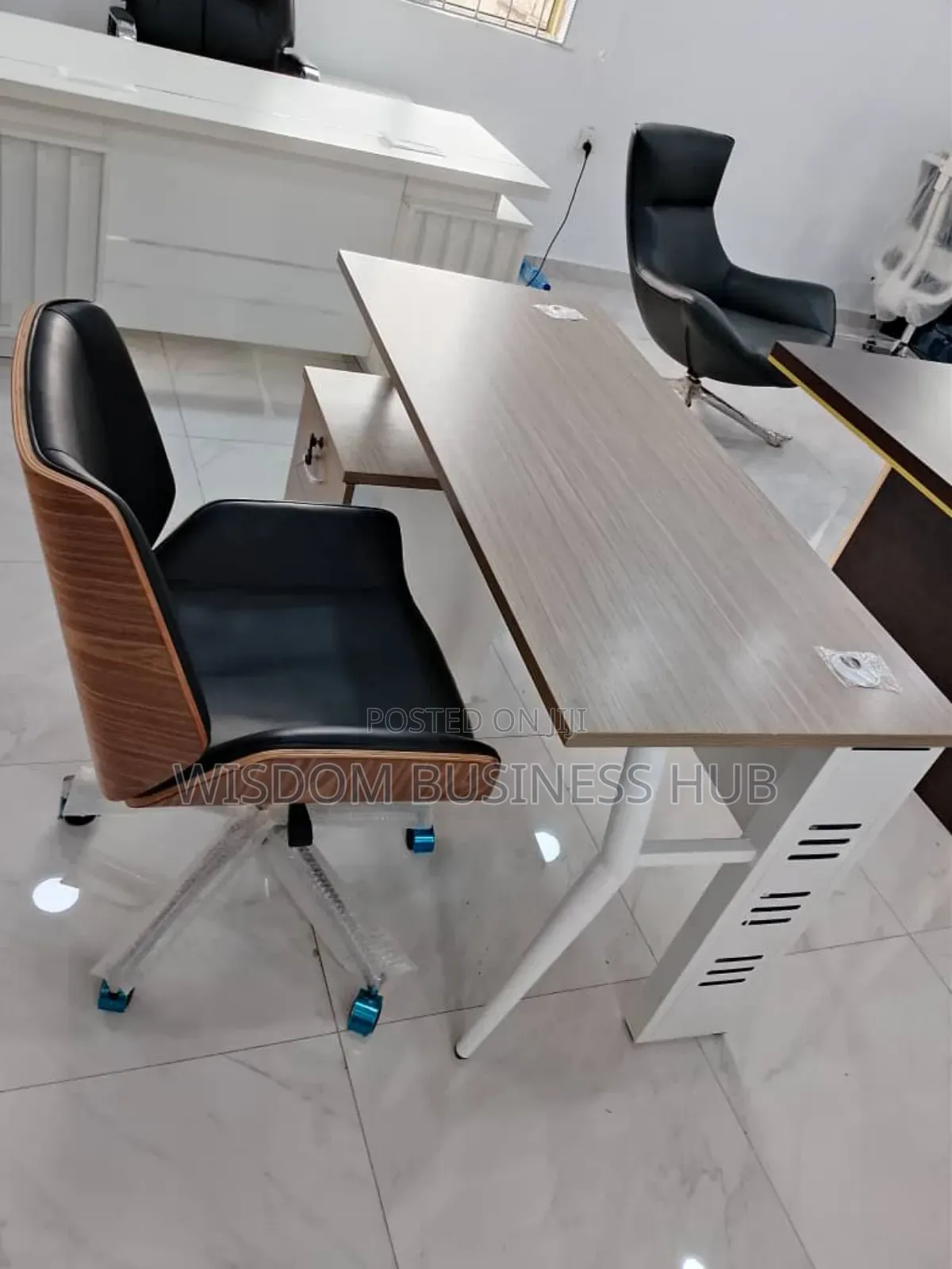 Office Table, 1.4 Meter ( Only Table, 1.2 Meter Is
