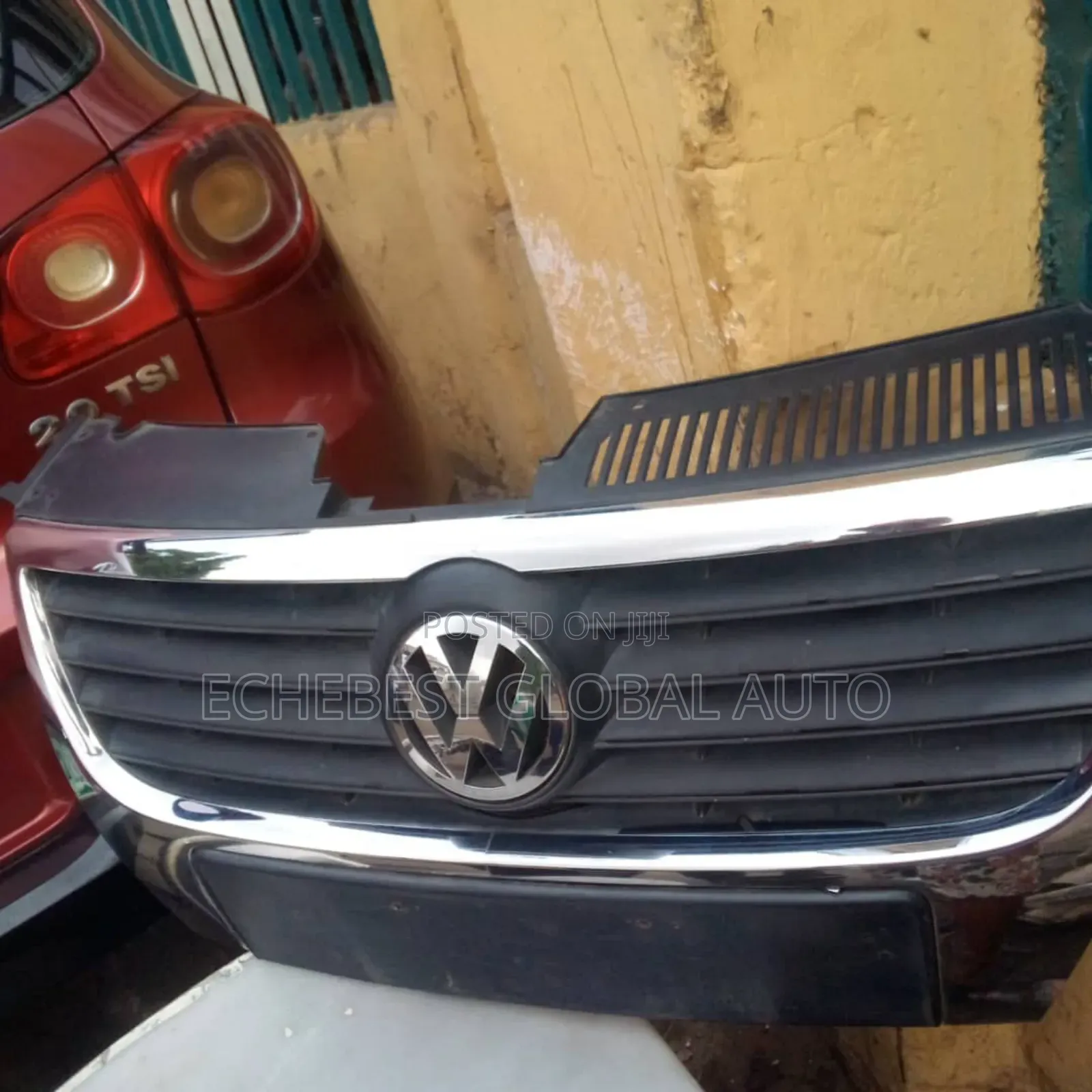 Front Grill for Passat Fsi 2005 Model .