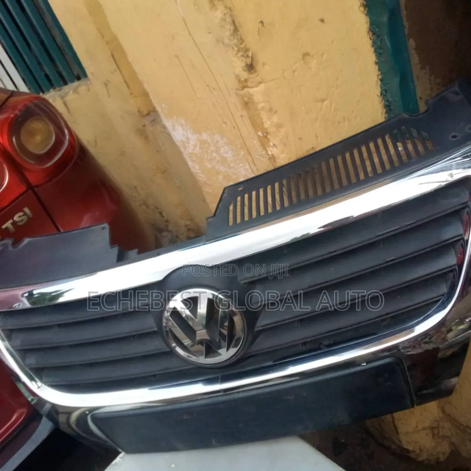 Front Grill for Passat Fsi 2005 Model .