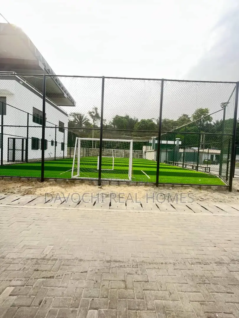 4bdrm Duplex in Lekki Conservative for rent