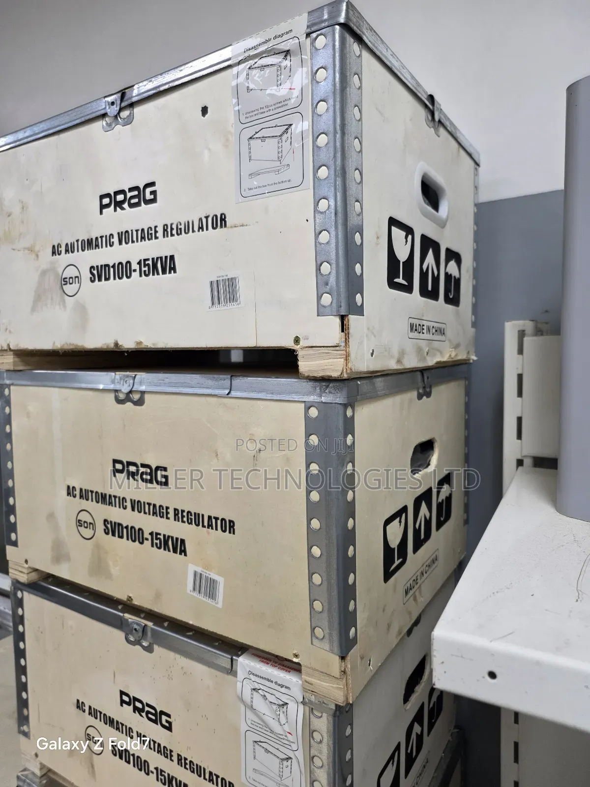 Prag Industrial Stabilizer on Wooden Case 15kva