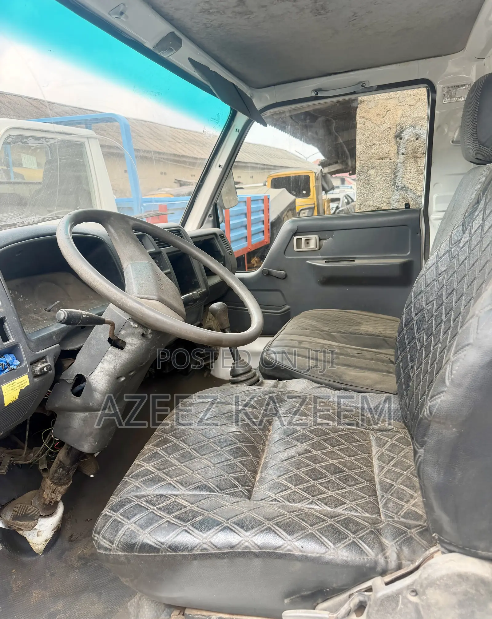 Toyota Dyna 200 Normal Hand 2rz Engine Long Frame 2000 Model