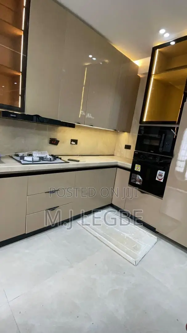 4bdrm Duplex in Lekki Phase 1 for sale