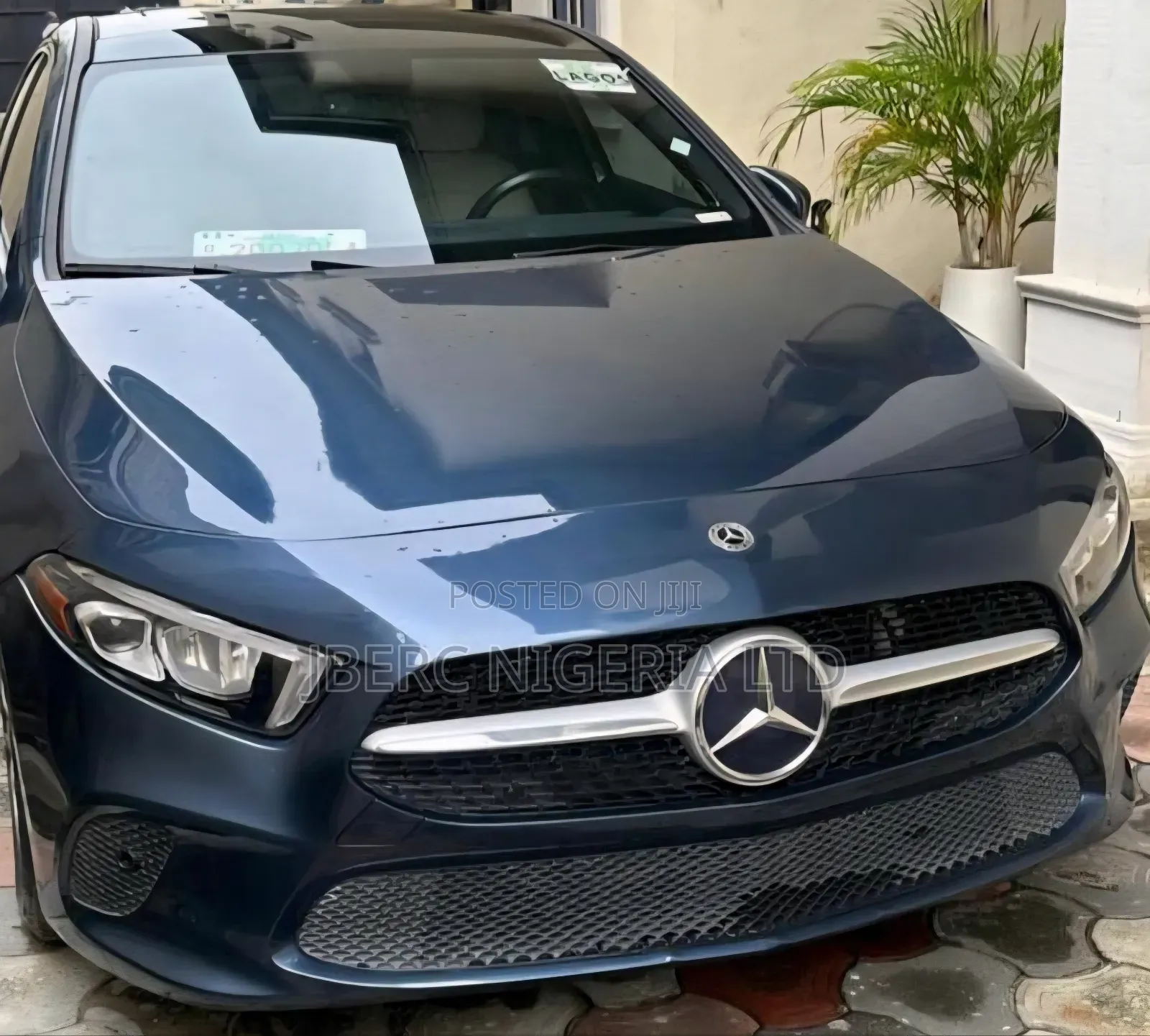 Mercedes-Benz 220 2021 Blue