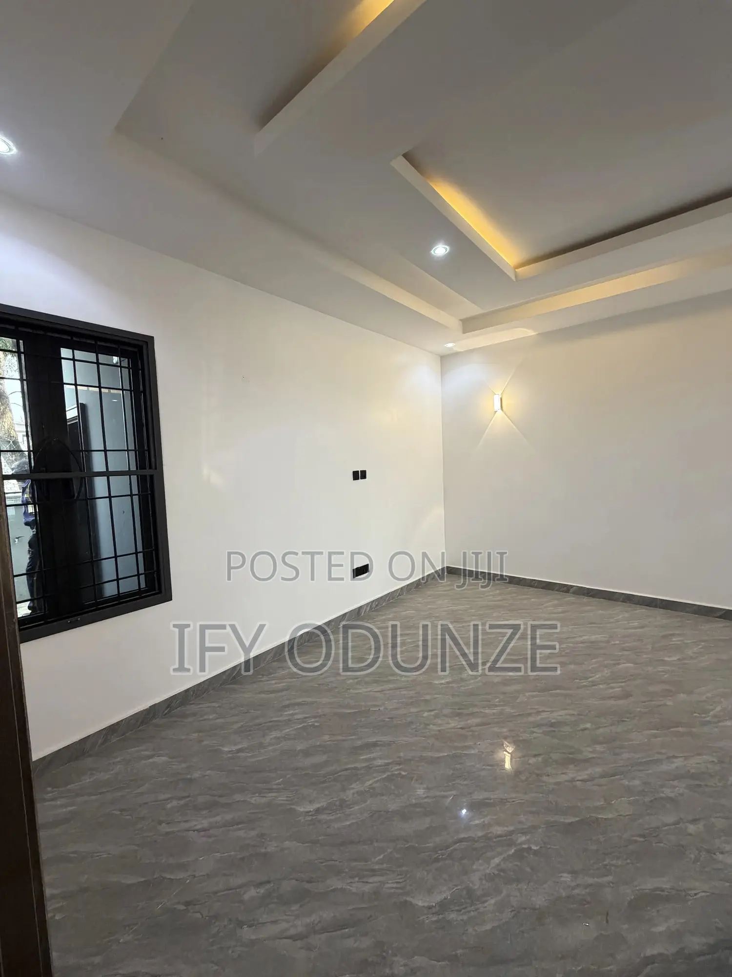 4bdrm Townhouse / Terrace in Wuye for rent