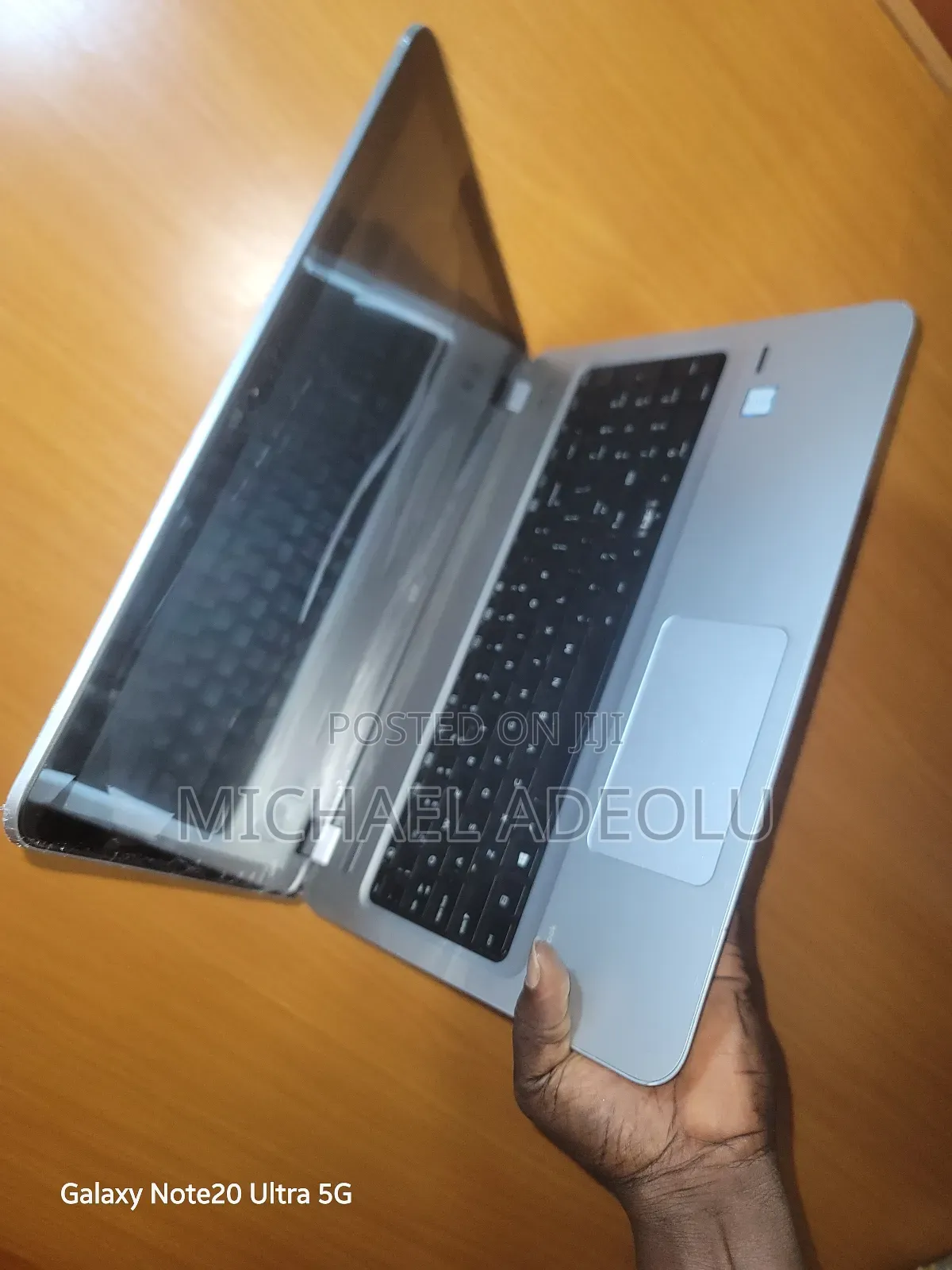 Laptop Advent 8GB Intel Core i5 HDD 750GB