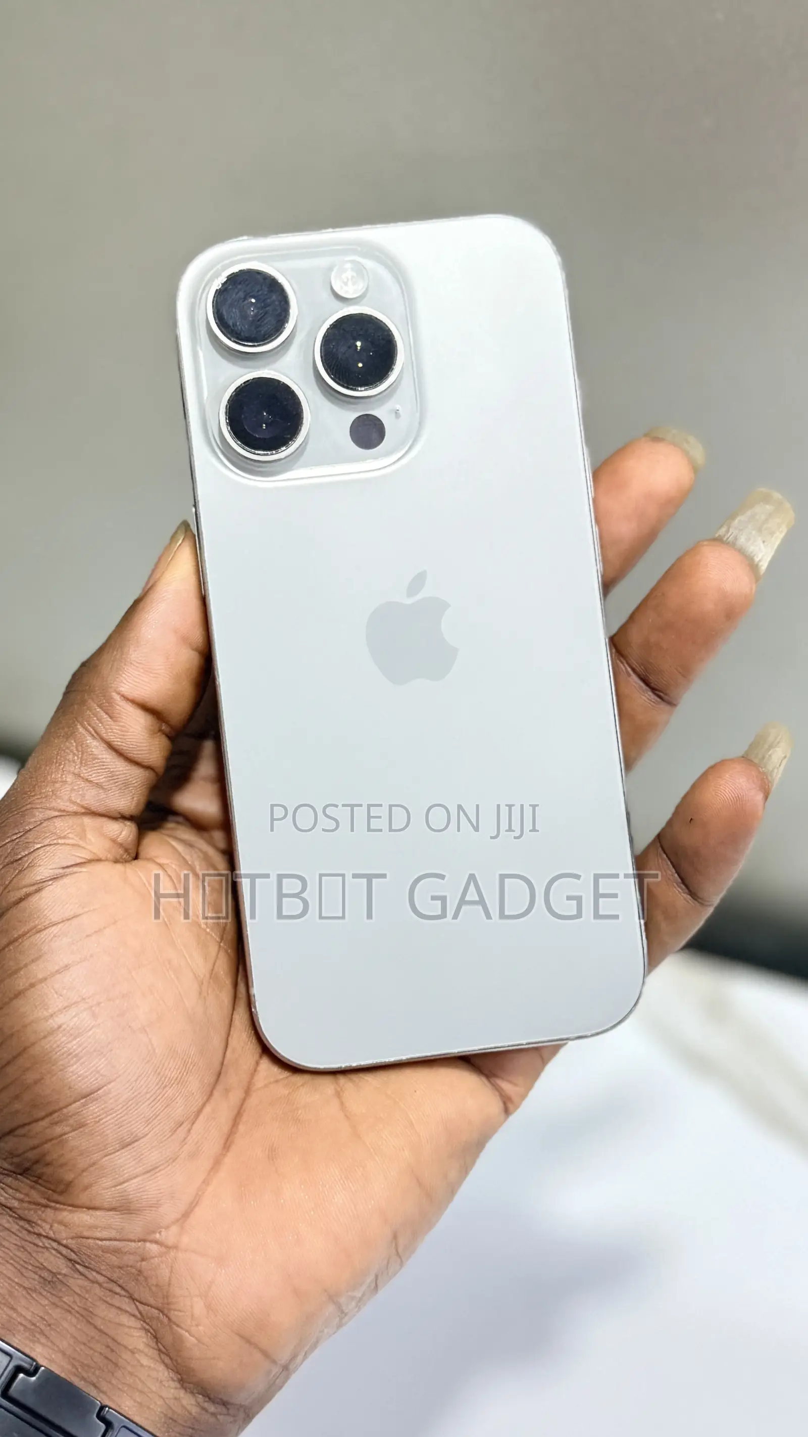 Apple iPhone 16 Pro 128 GB Silver