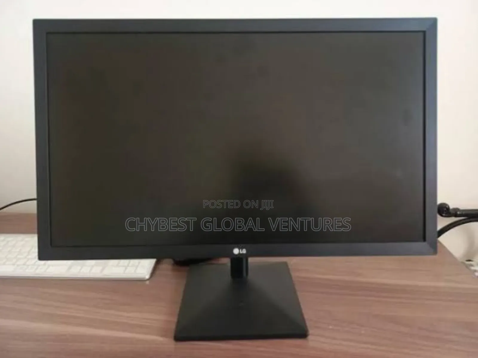 22 Inches Lg Monitor