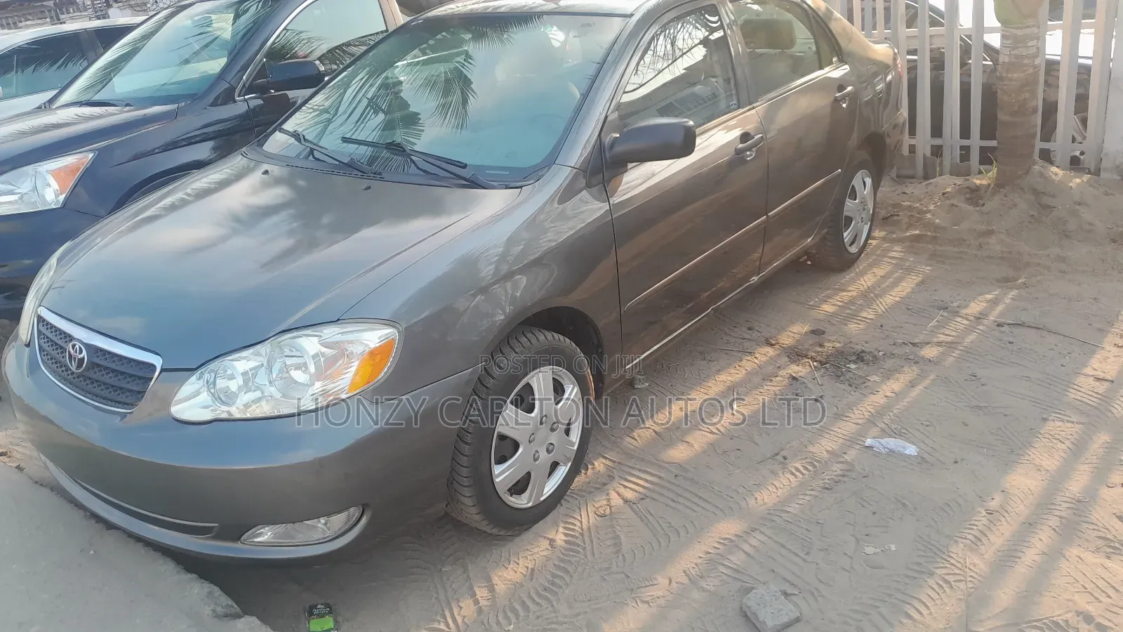 Toyota Corolla LE 2005 Gray