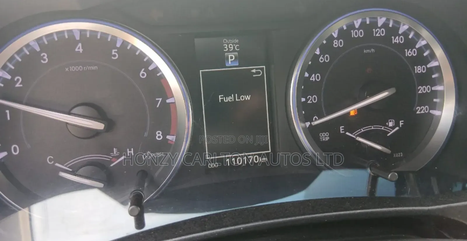 Toyota Highlander XLE 4dr SUV AWD (3.5L 6cyl 6A) 2015 Gold