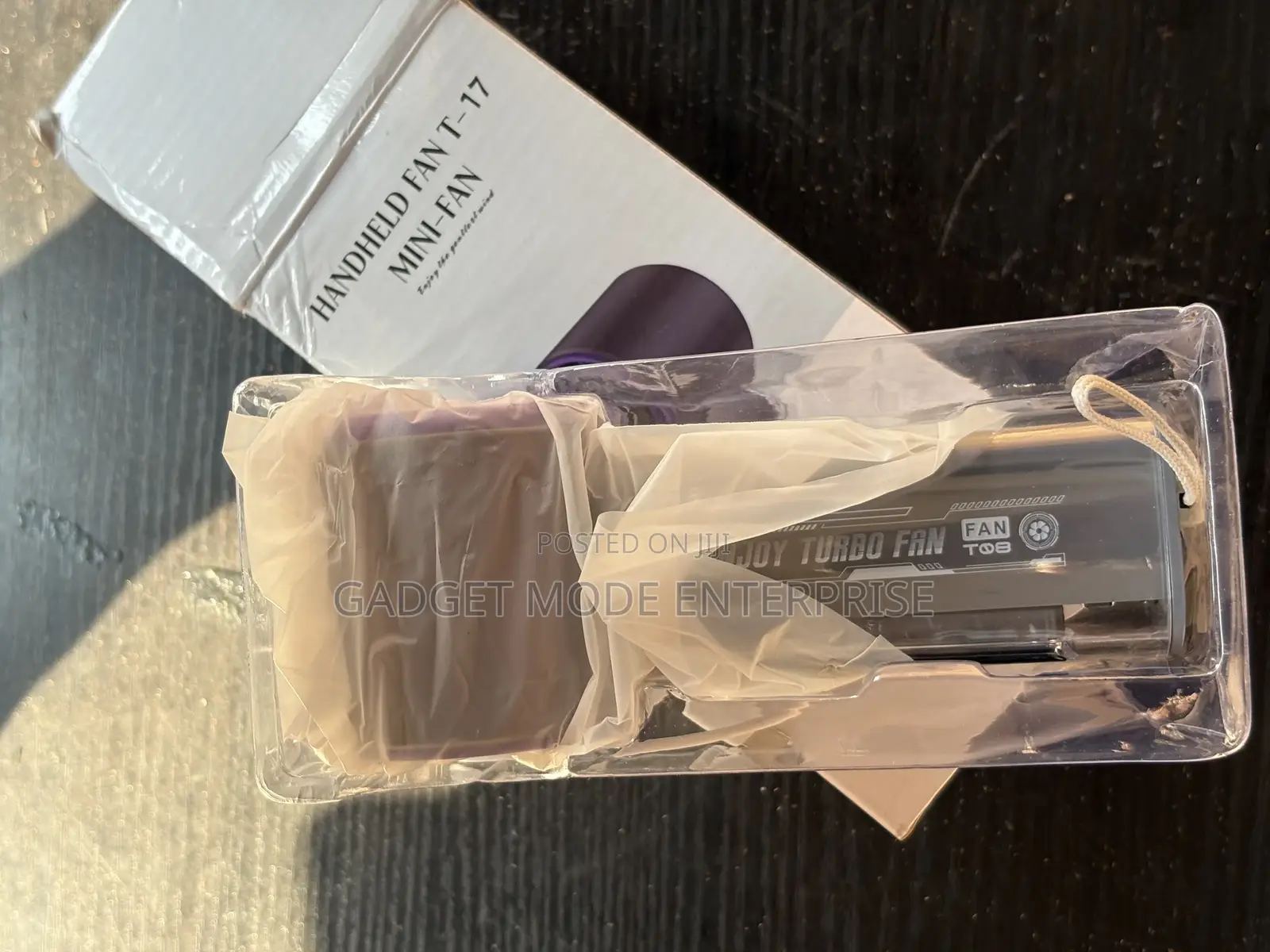 Hand-Held Fan T-17 Mini-Fan