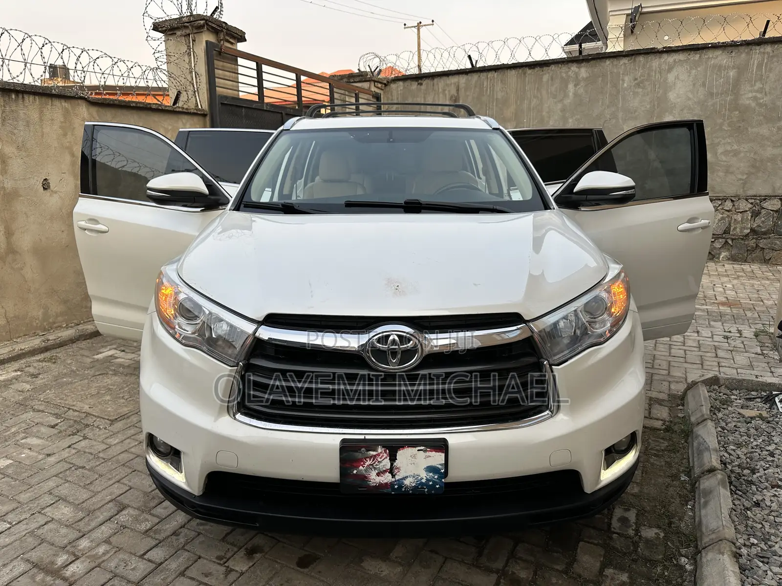 Toyota Highlander Limited V6 4x2 (3.5L 6cyl 6A) 2016 Off white