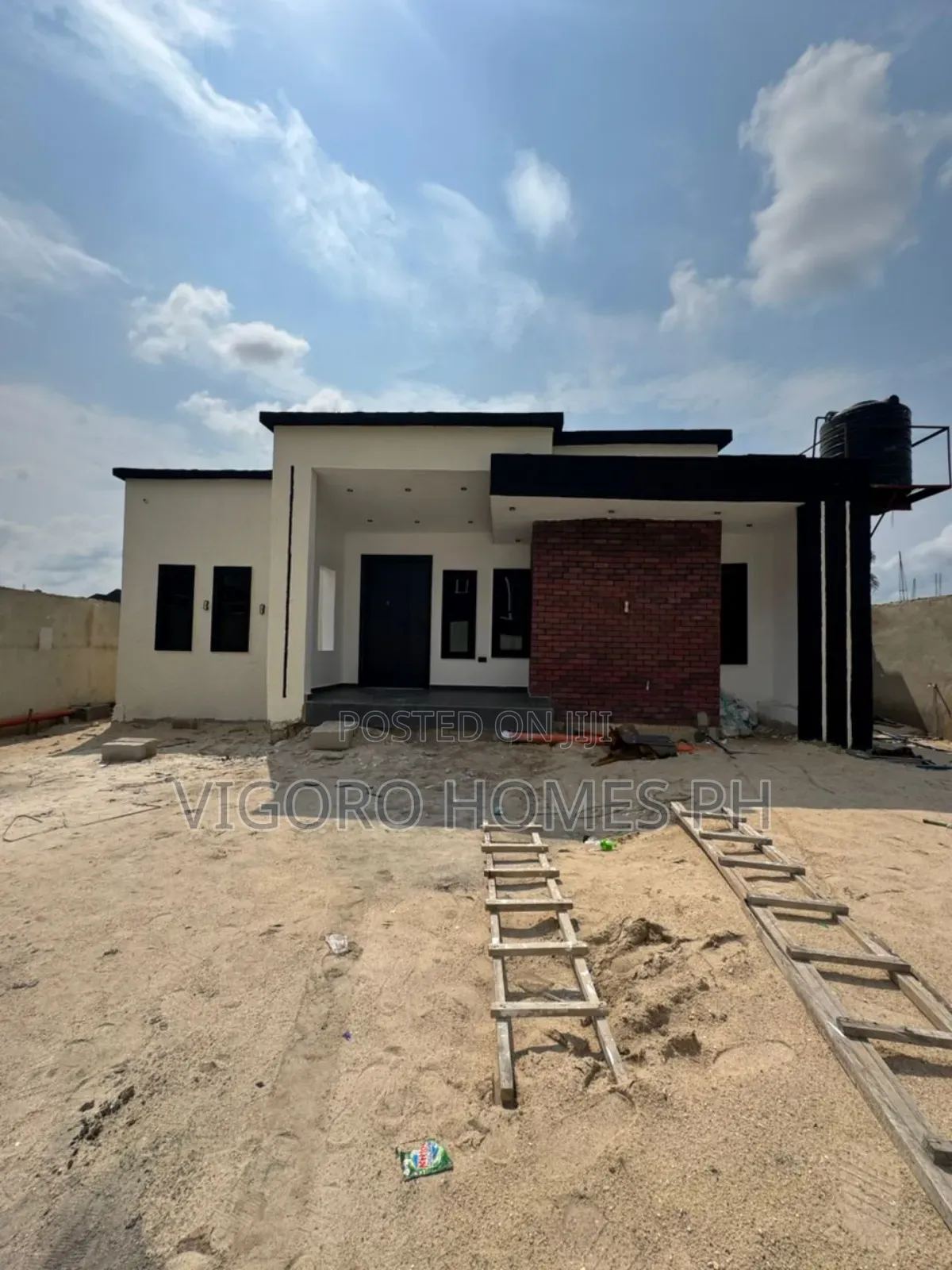 4bdrm Bungalow in Extension A, Port-Harcourt for sale