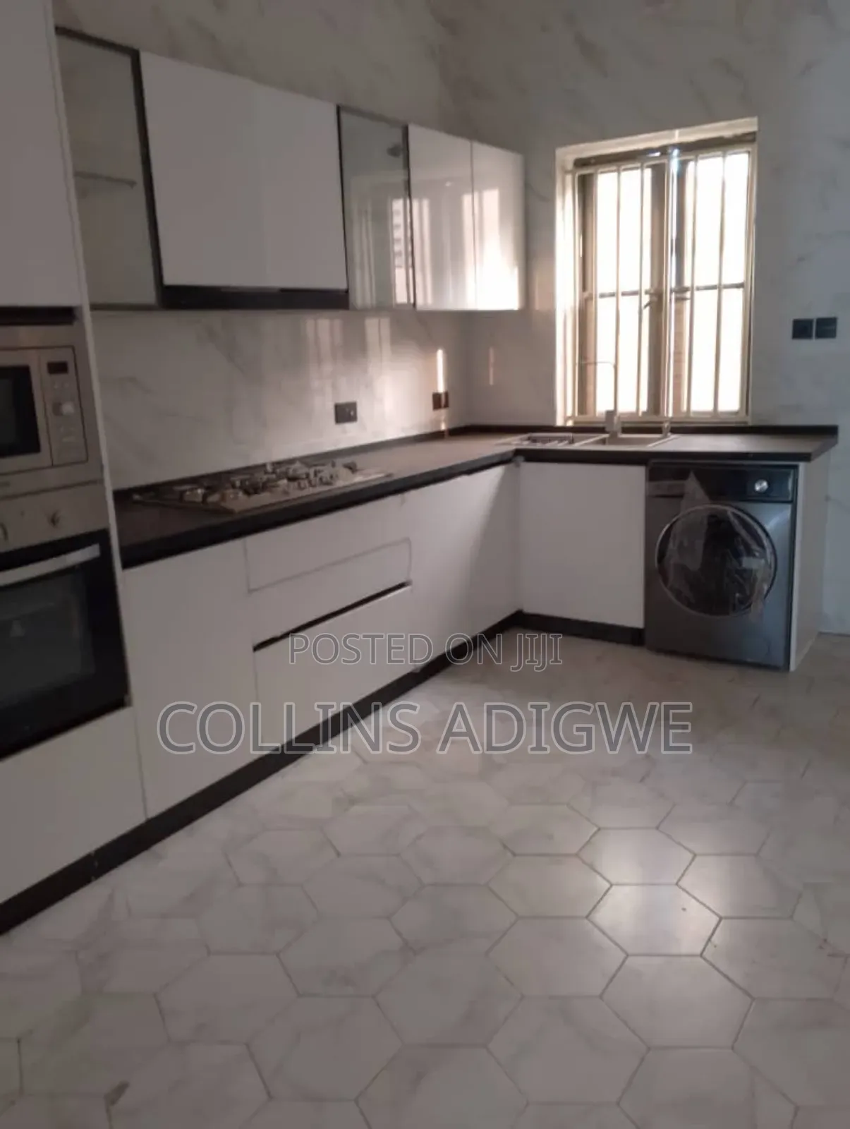 4bdrm Duplex in Parkview Estate for sale