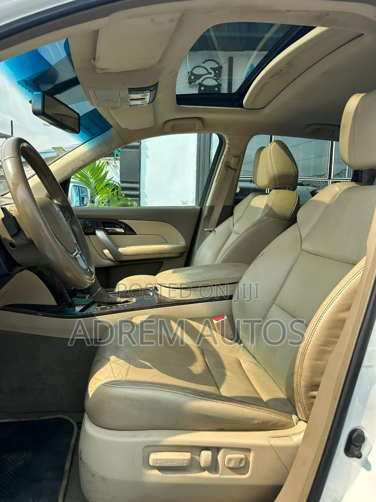 Acura MDX SUV 4dr AWD (3.7L 6cyl 6A) 2011 White
