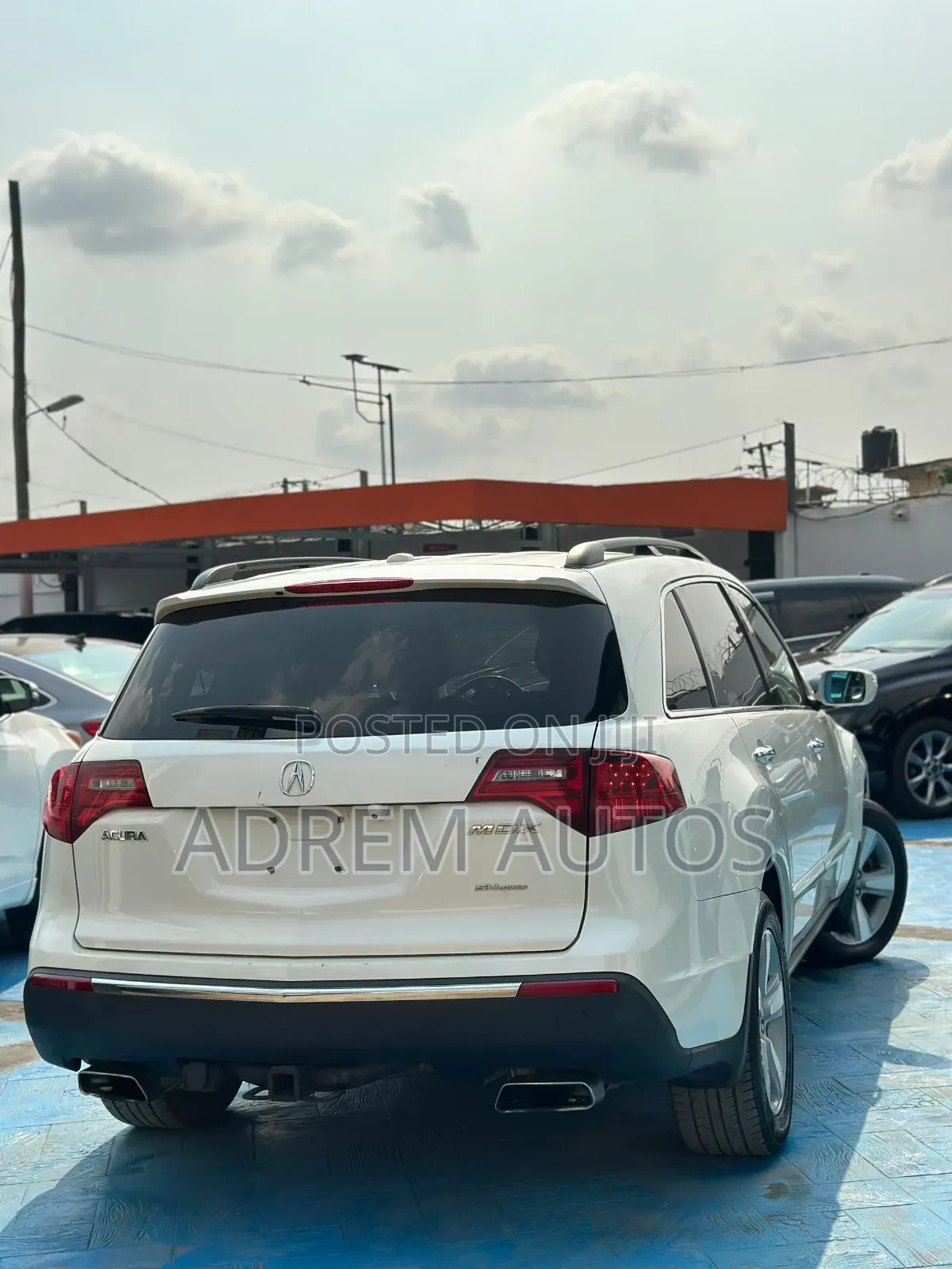 Acura MDX SUV 4dr AWD (3.7L 6cyl 6A) 2011 White