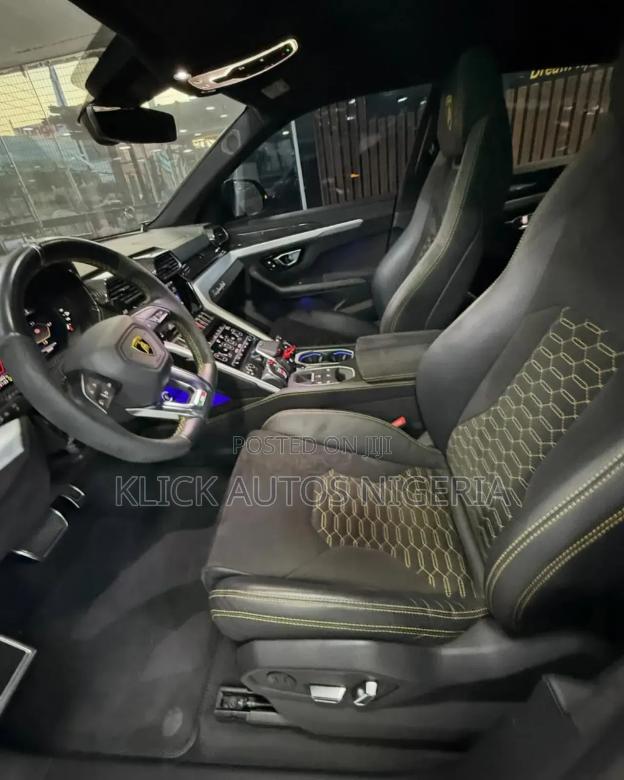 Lamborghini Urus 2022 Black