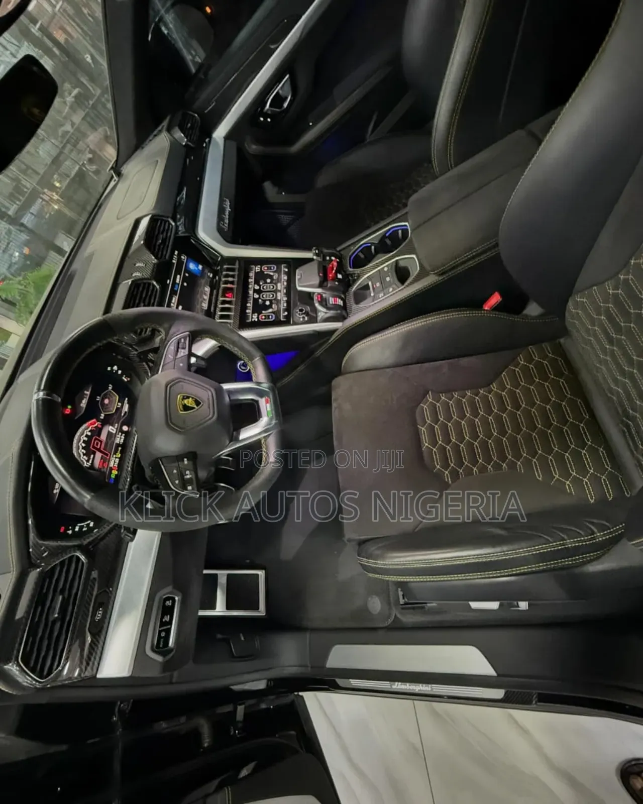 Lamborghini Urus 2022 Black