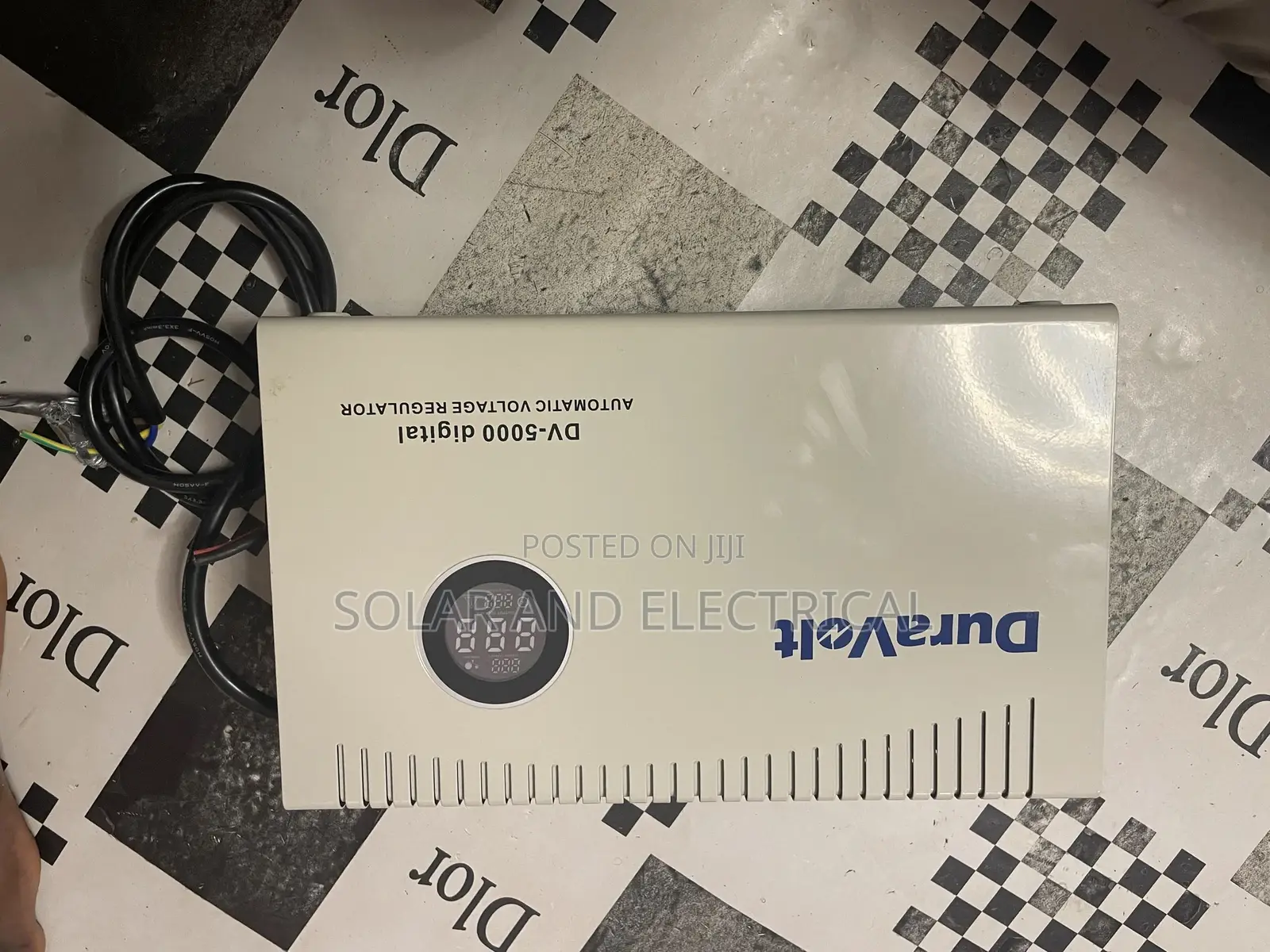 Fairly Used Durable 5000va Voltage Stabilizer / Regulator