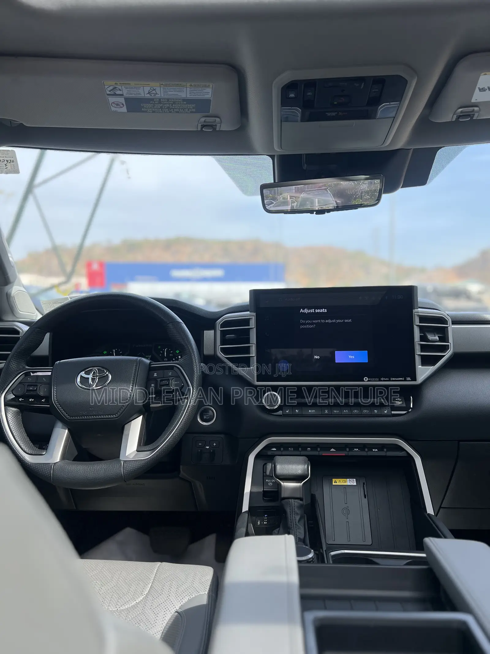 Toyota Tundra 2022 Gray