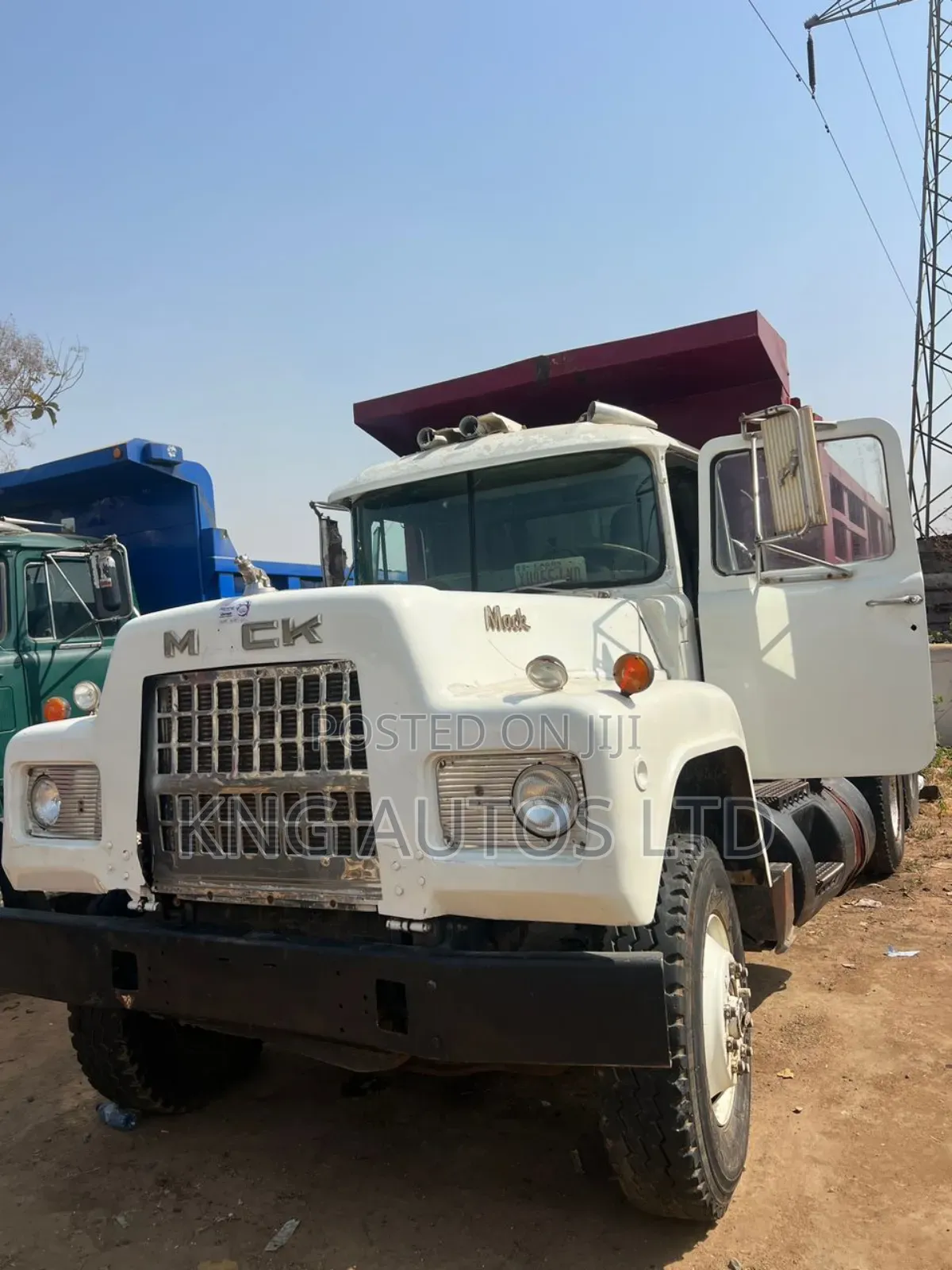 Mack Double Gear Lever Truck