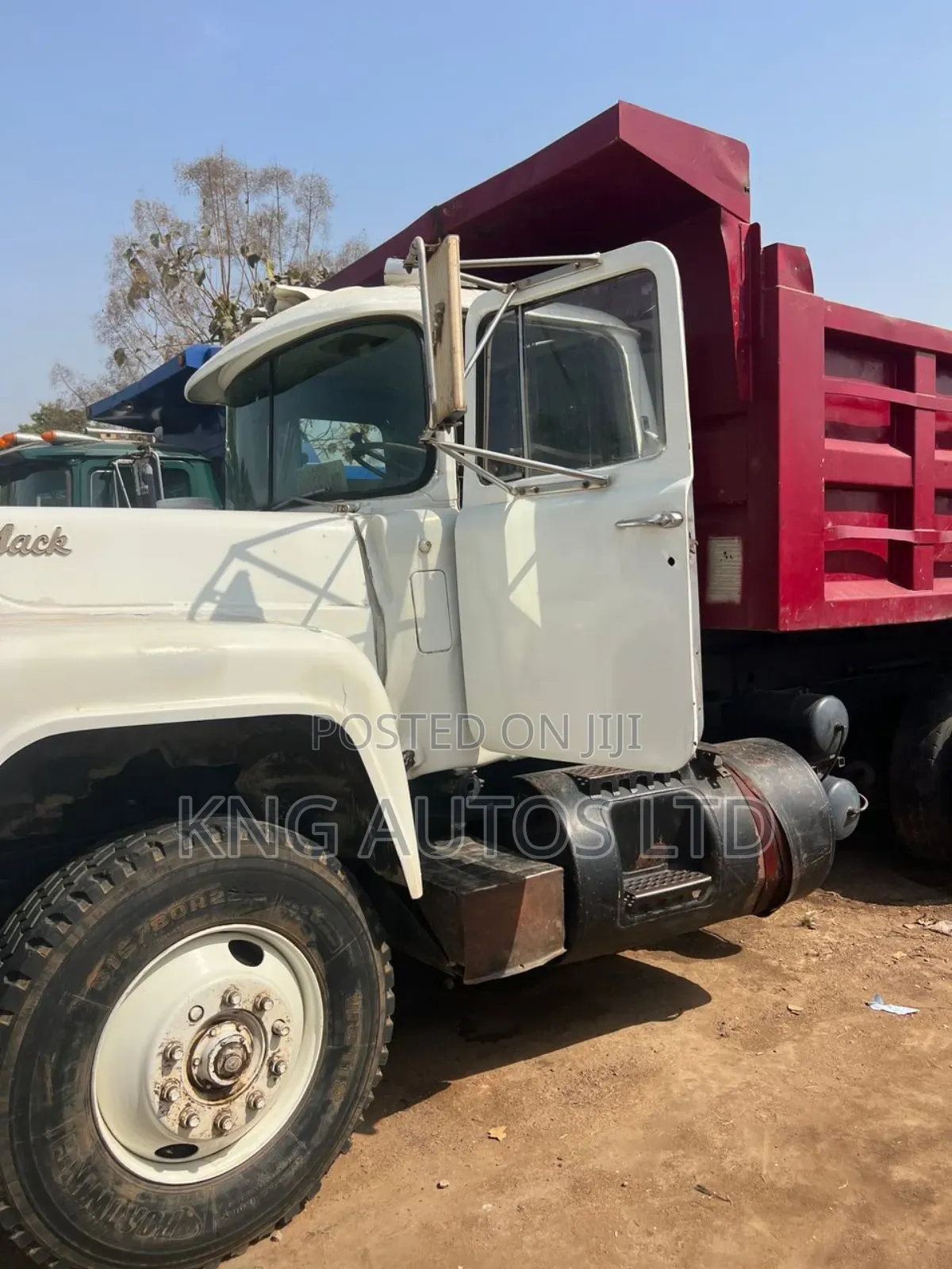 Mack Double Gear Lever Truck