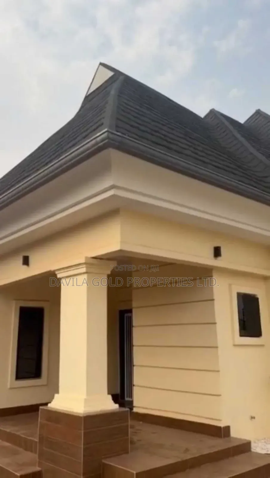 4bdrm Bungalow in Benin City for sale