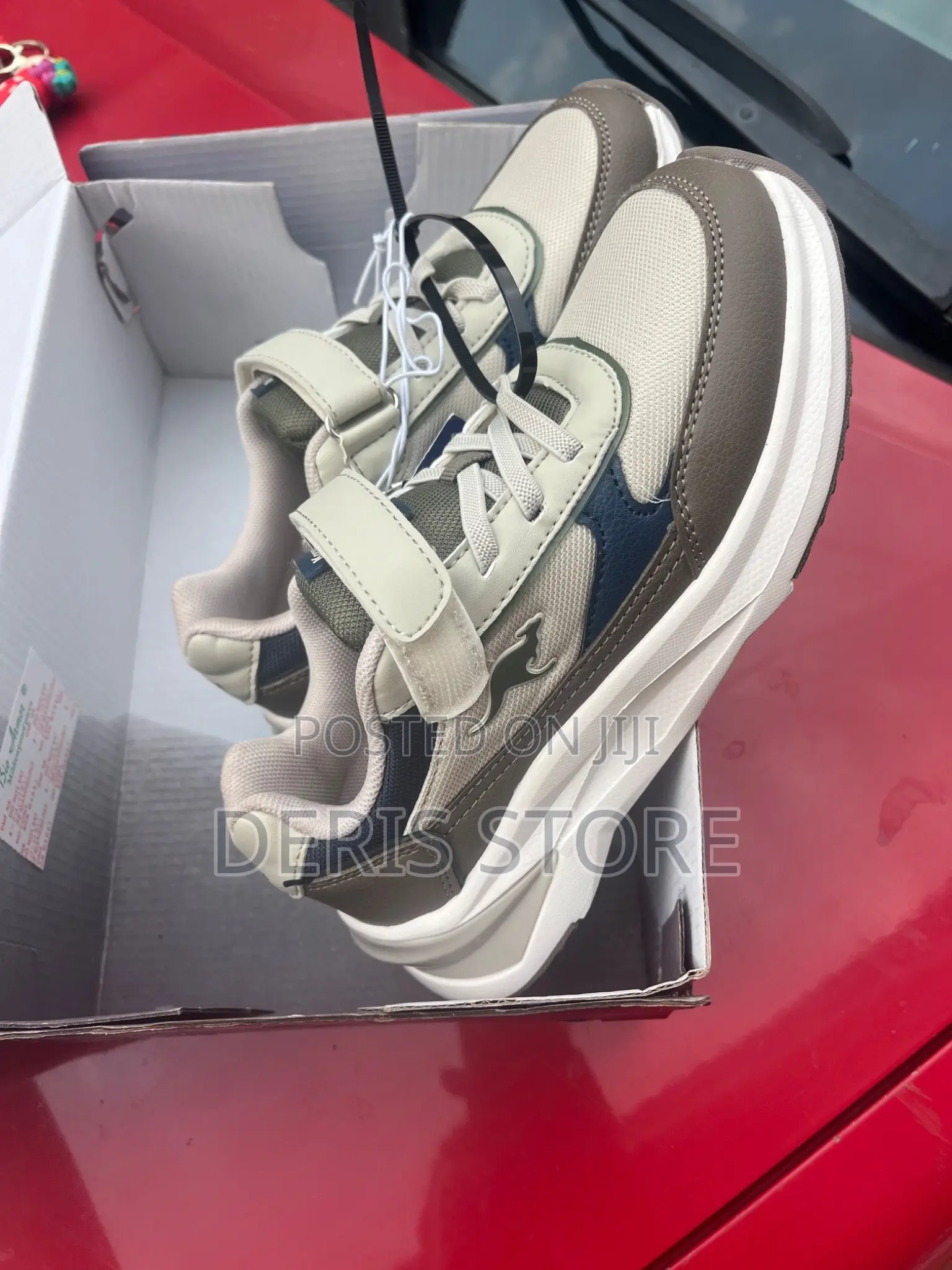 Kangaross Designer Boys Girls Sneakers