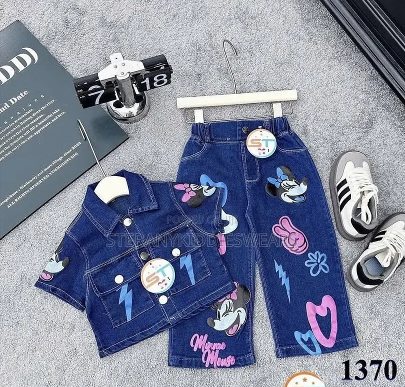 Beautiful 2pcs Wear For A Girl