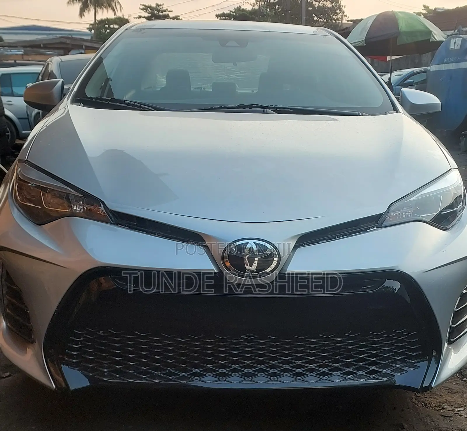 Toyota Corolla LE 4dr Sedan (1.8L 4cyl CVT) 2017 Silver