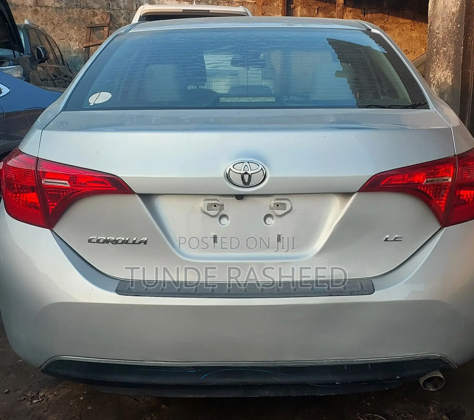 Toyota Corolla LE 4dr Sedan (1.8L 4cyl CVT) 2017 Silver