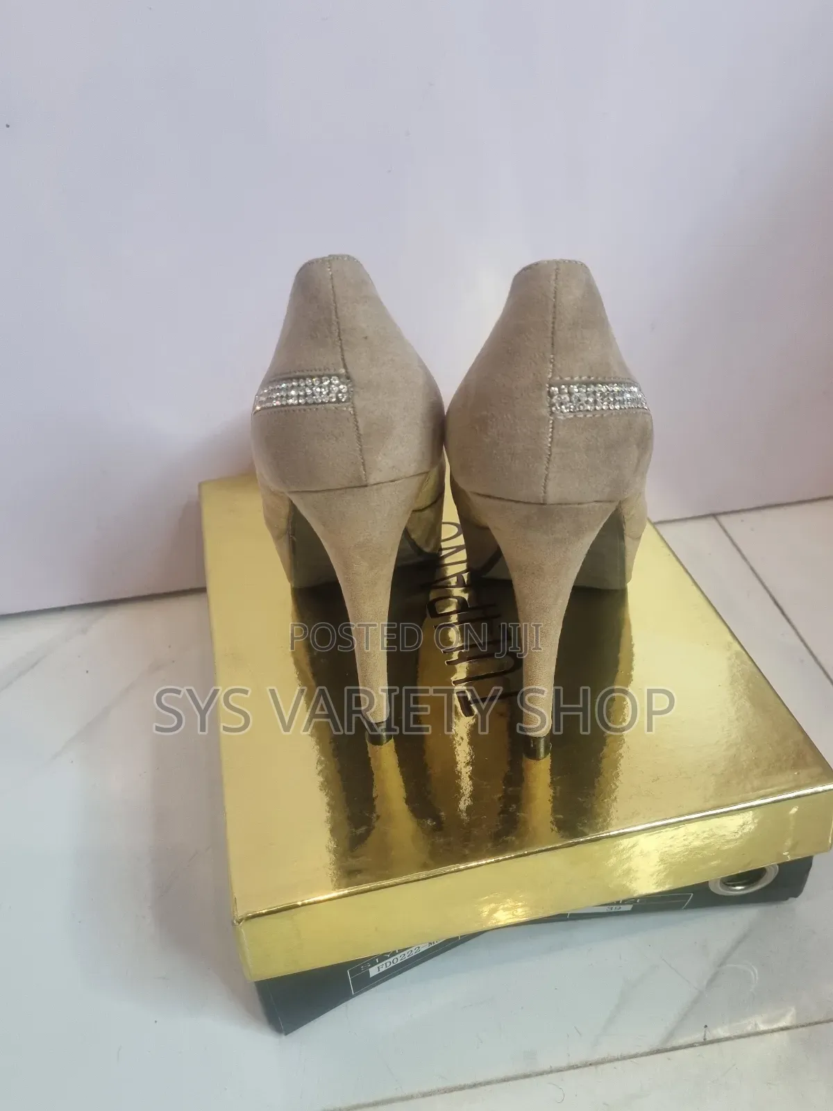 Female Shoe Tulipano