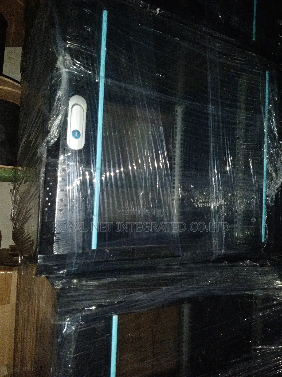 9u Telecom Cabinet Rack With Fan